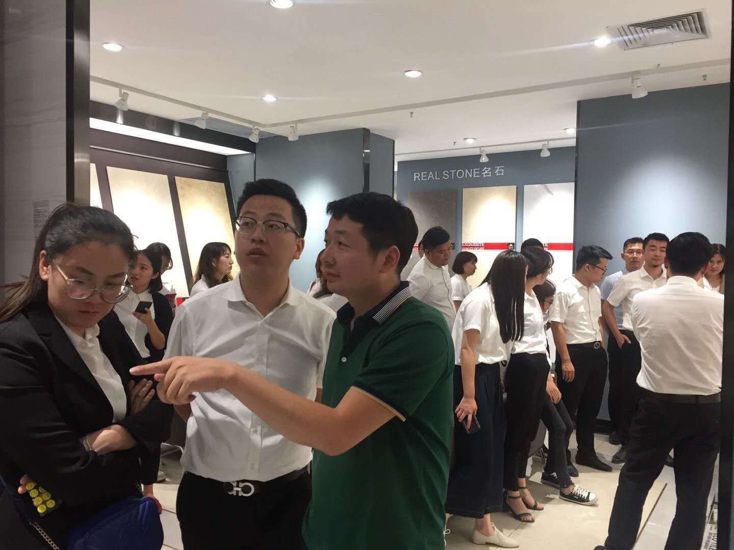 呼市91香蕉在线视频總經理王宏昌講解名石工藝